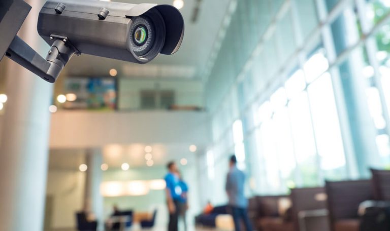 موظف Ora 4 للأنشطة التجارية والخدمية